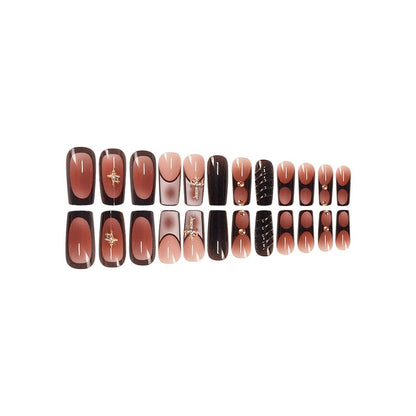 Elegantes 3D-Nailart-Design Brehn