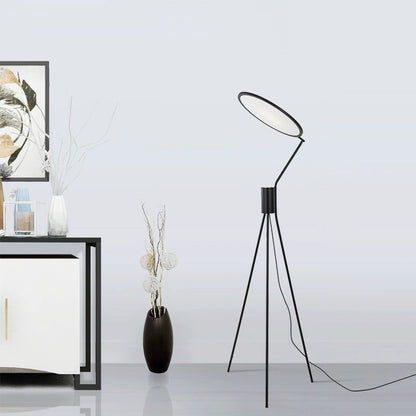 Verstellbare LED Stehlampe