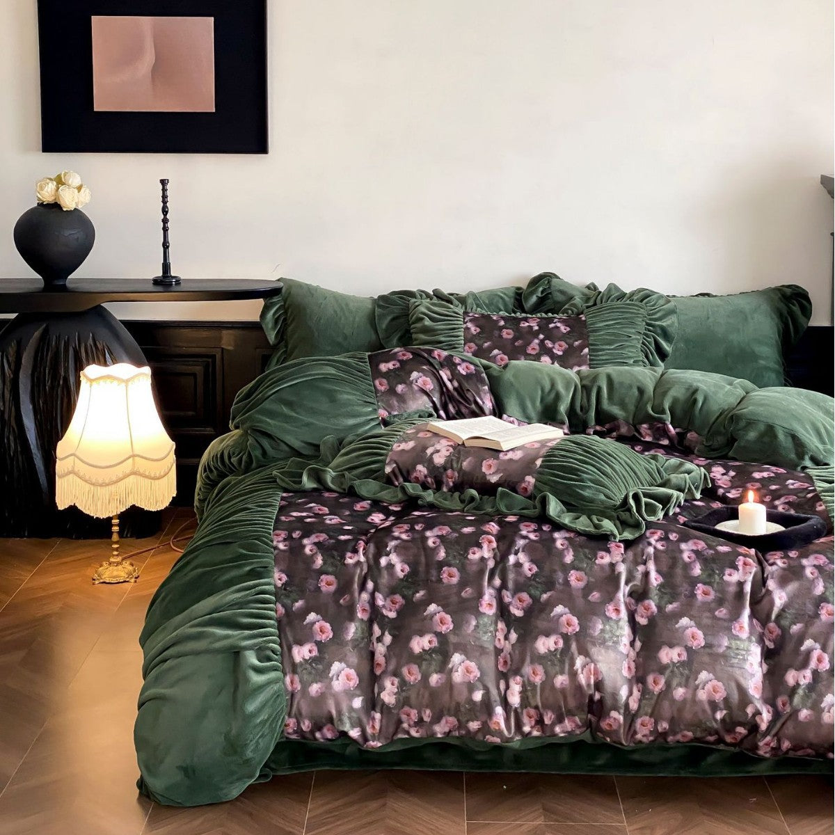 Florales Plüschvelours-Paneel-Bettbezug-Set mit gerafftem Rüschensaum