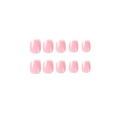 Kunstvolle Nagelverlängerungen mit klassischem französischen Design Brehn