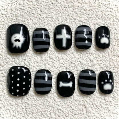 Themenhafte Press-On Nagelkunst Brehn