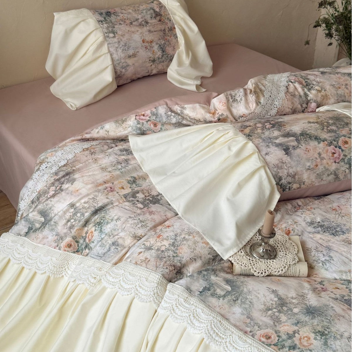 Romantisches Bettwäsche-Set mit Rüschen und Satin-Bettrock