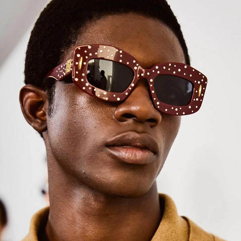 Damen modische Sonnenbrille mit glamourösem Strassbesatz Brehn