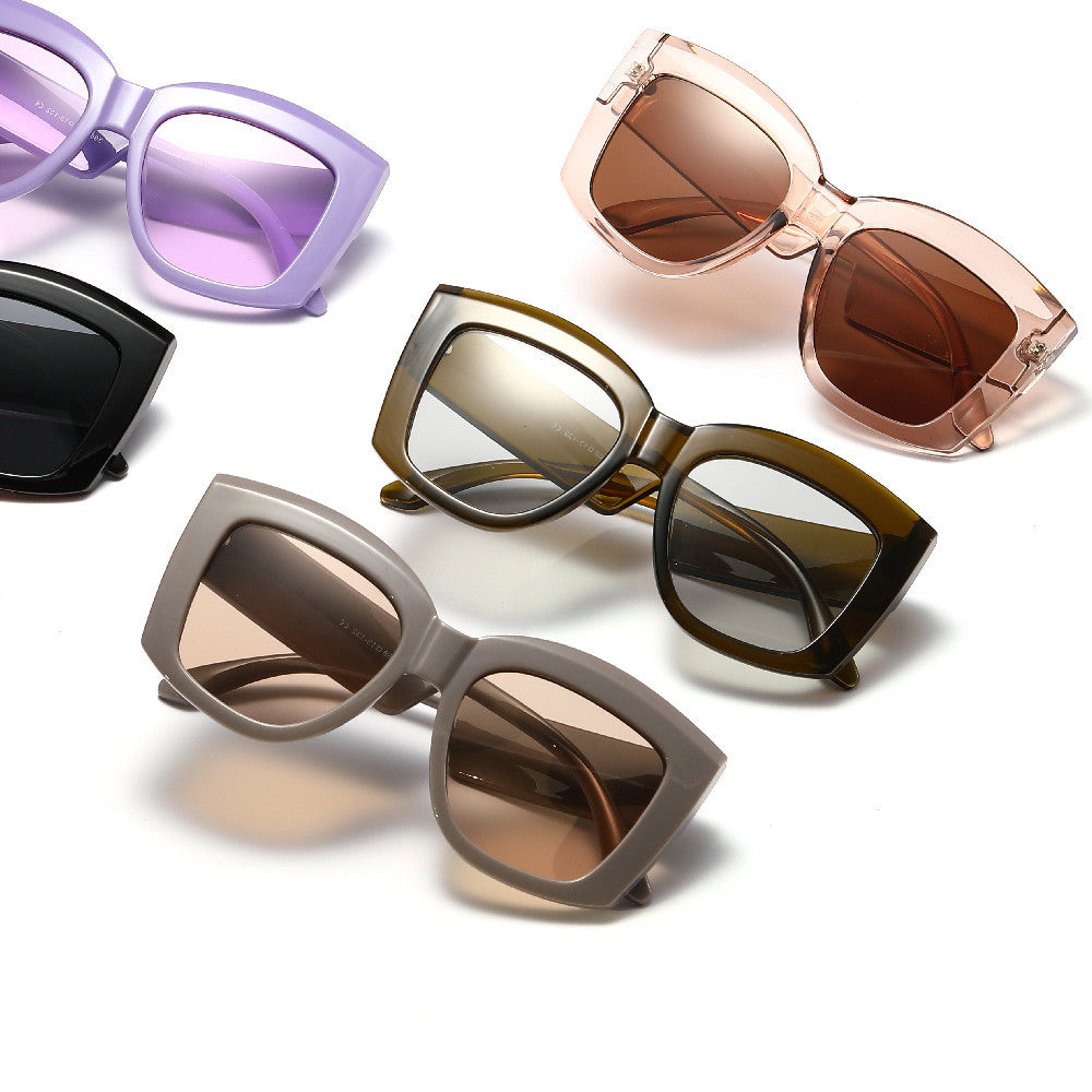 Damen modische Oversize-Sonnenbrille im einzigartigen Design Brehn