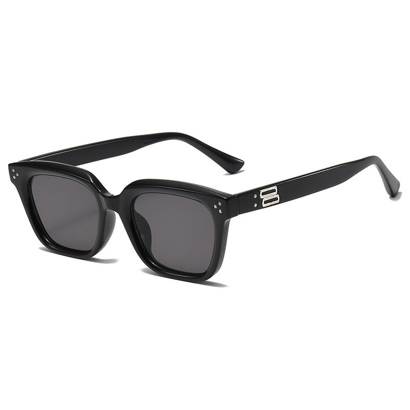 Damen modische oversized Sonnenbrille mit robustem Kunststoffrahmen Brehn
