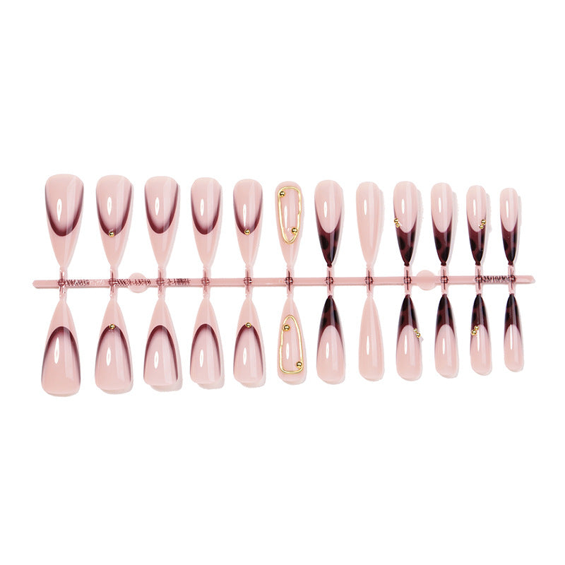 Elegante Sculpted Stiletto Press-On Nägel Brehn