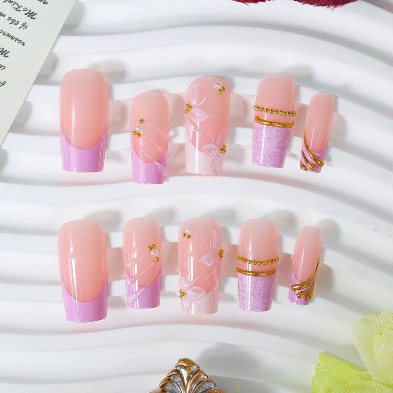 Kunstnagel Set mit eleganten und kreierten Designs Brehn