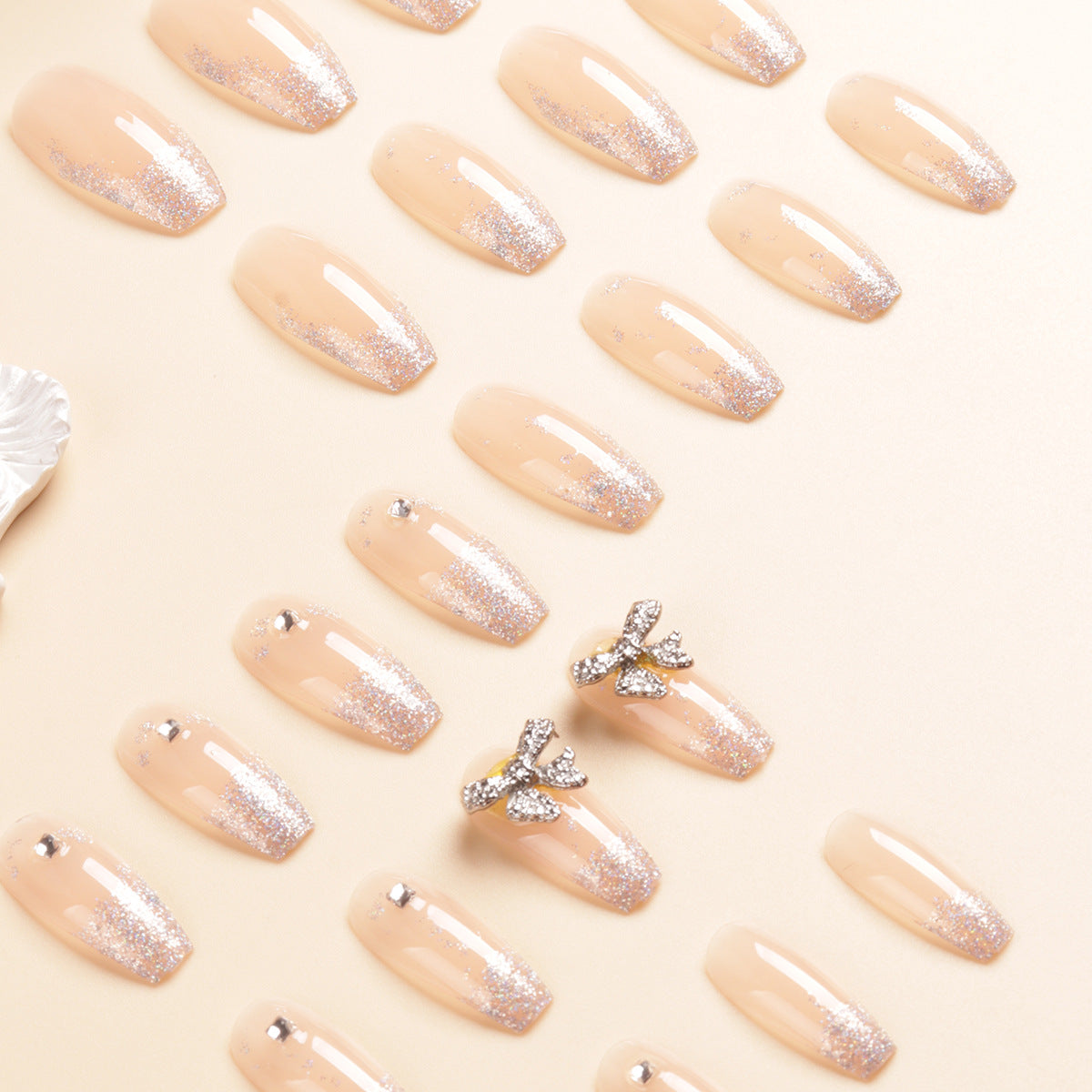 Glitzernde Press-On Nail Tips Brehn