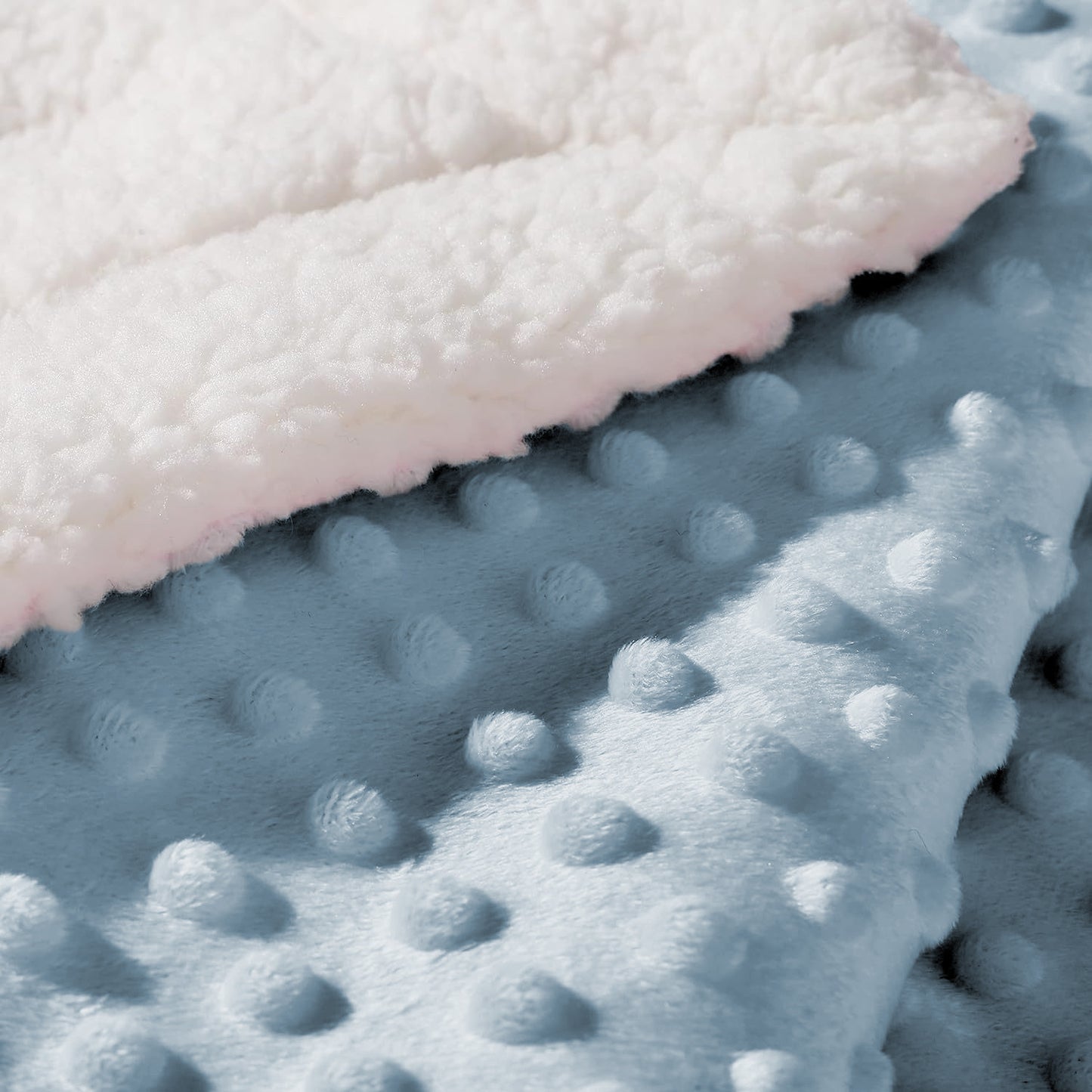 weiche und wendbare Kuscheldecke Brehn