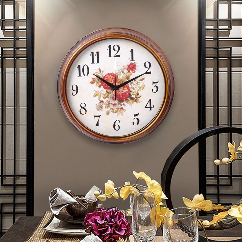 Vintage Wanduhr mit Floraler Dekoration Brehn