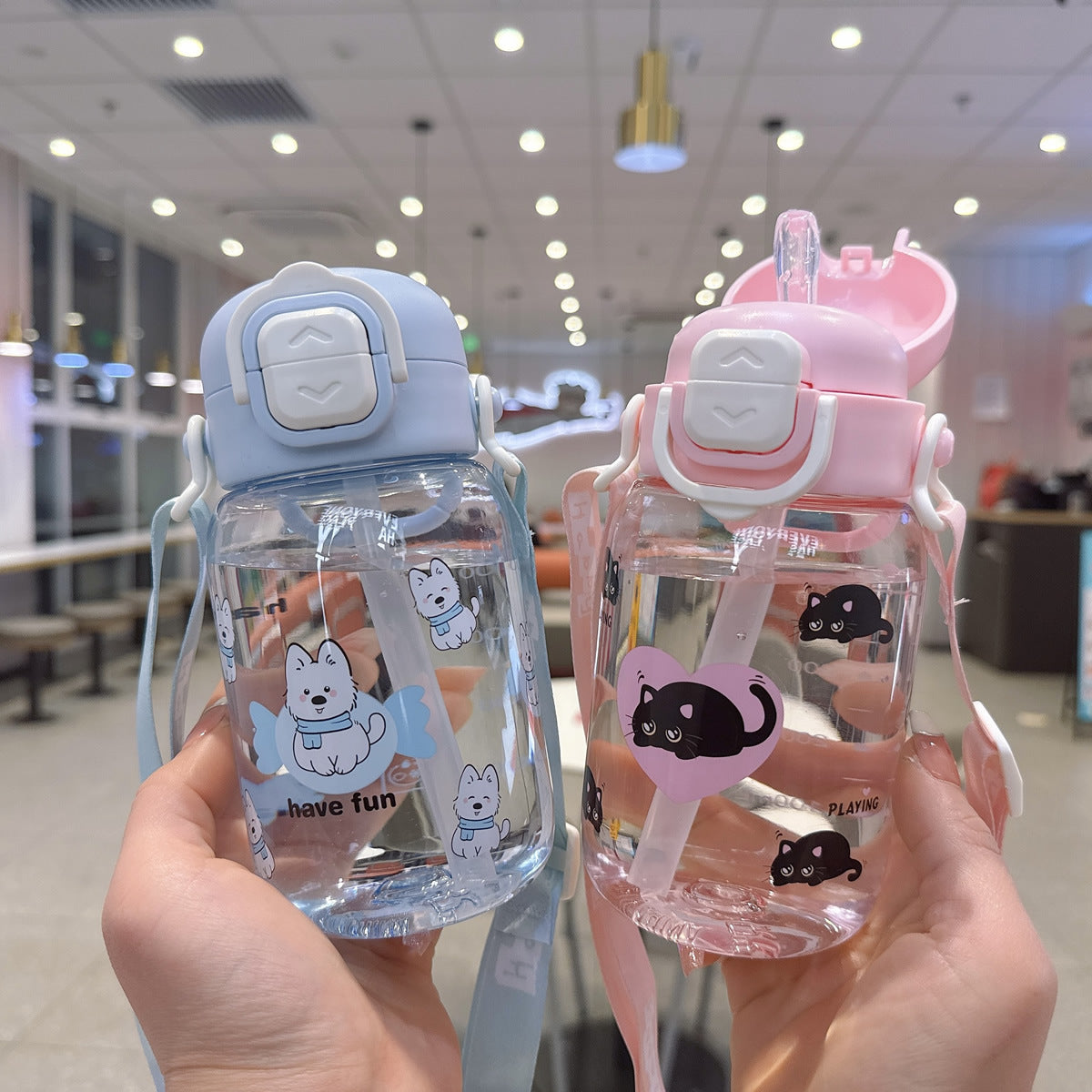 Damen Kreative Trinkflasche mit ergonomischem Deckel Brehn