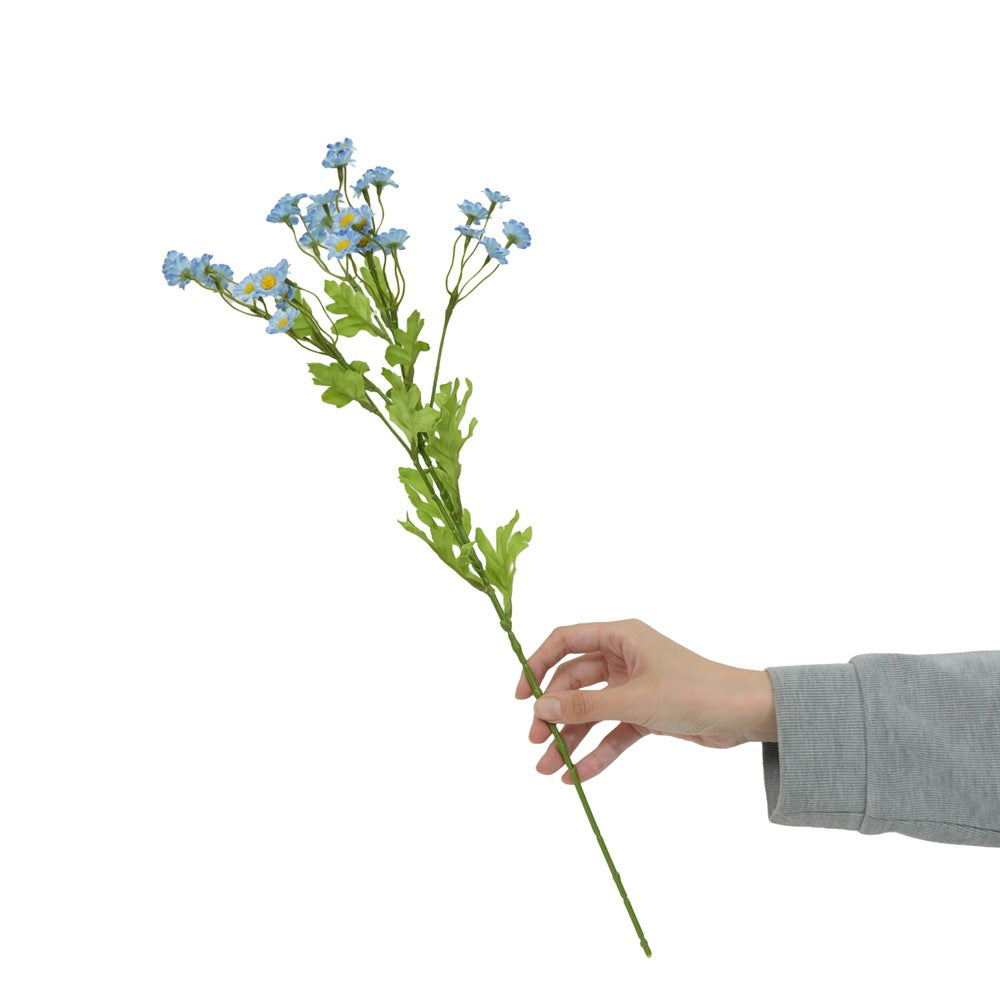 Realistische Blumenstängel-Anordnung