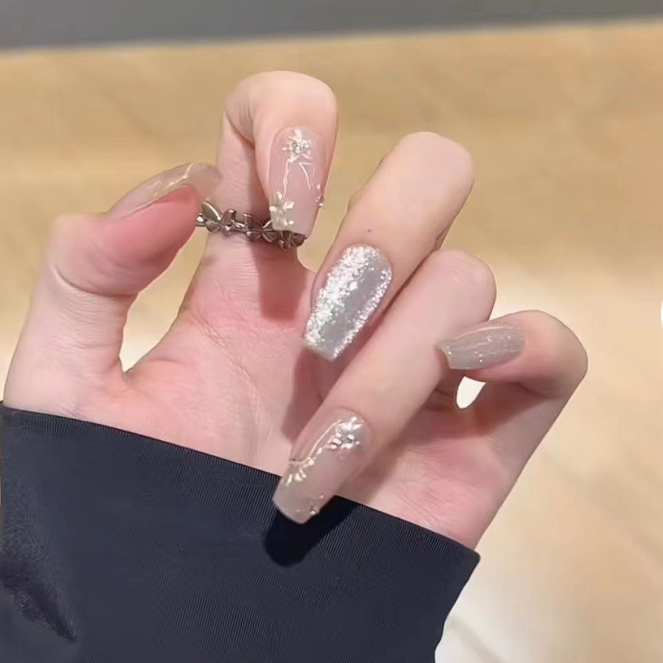 Elegantes Funkelndes Press-On Nagelset Brehn