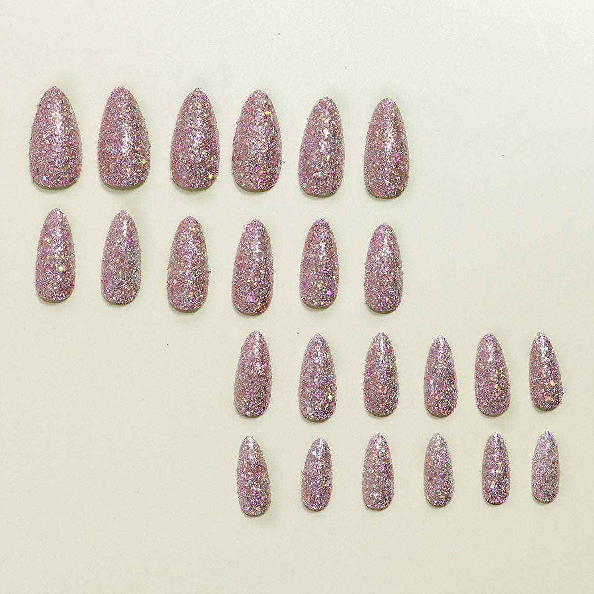 Glitzerndes Stiletto Press-On Nagel Set Brehn