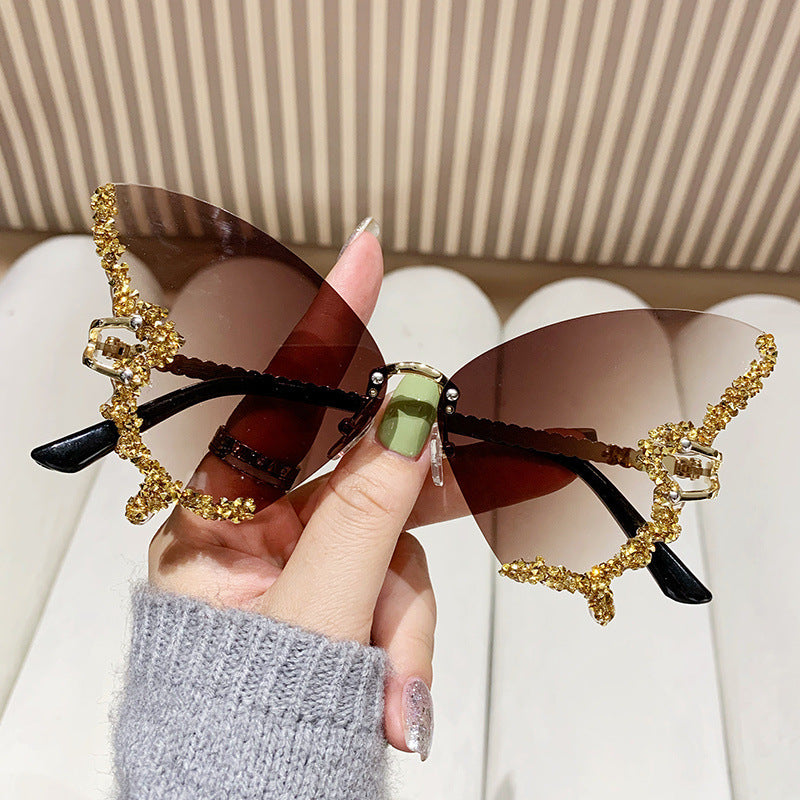 Damen extravagante Cat-Eye Sonnenbrille mit funkelnden Strassverzierungen Brehn