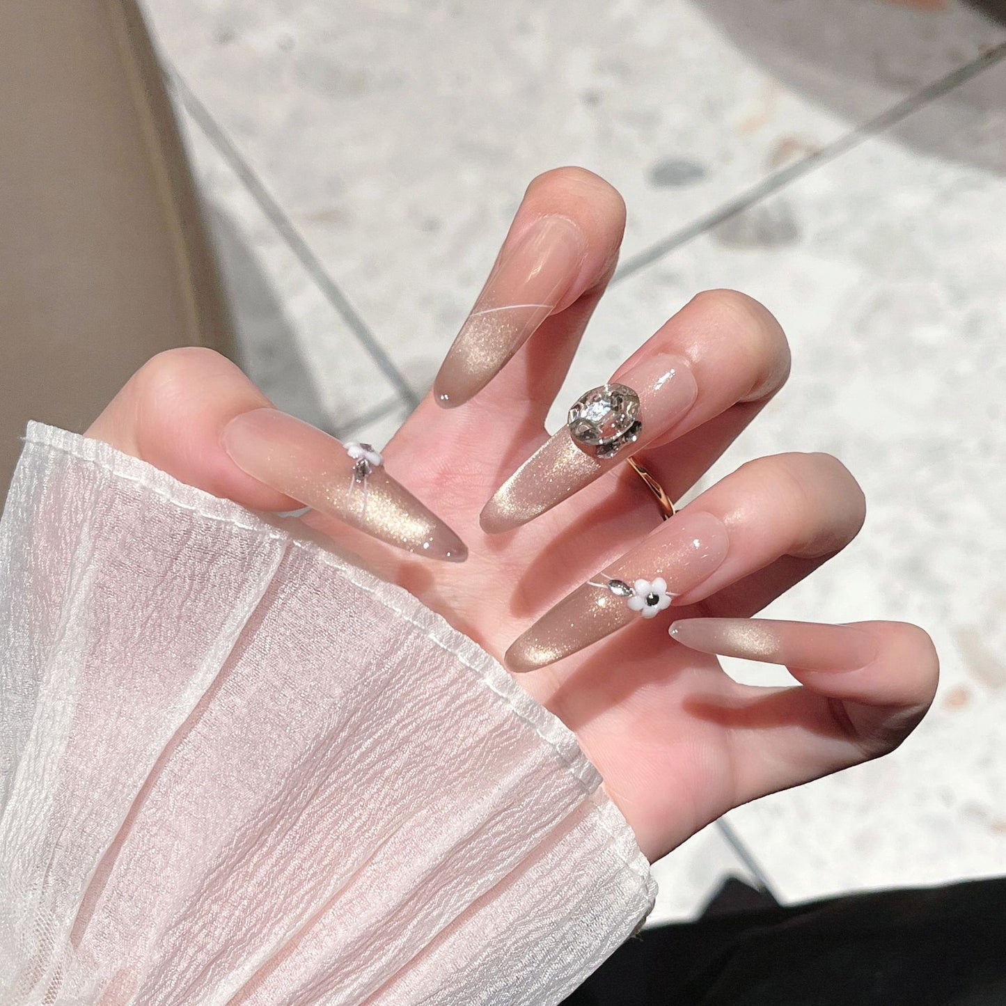 Elegante Acryl Press-On Nagelkunst Brehn