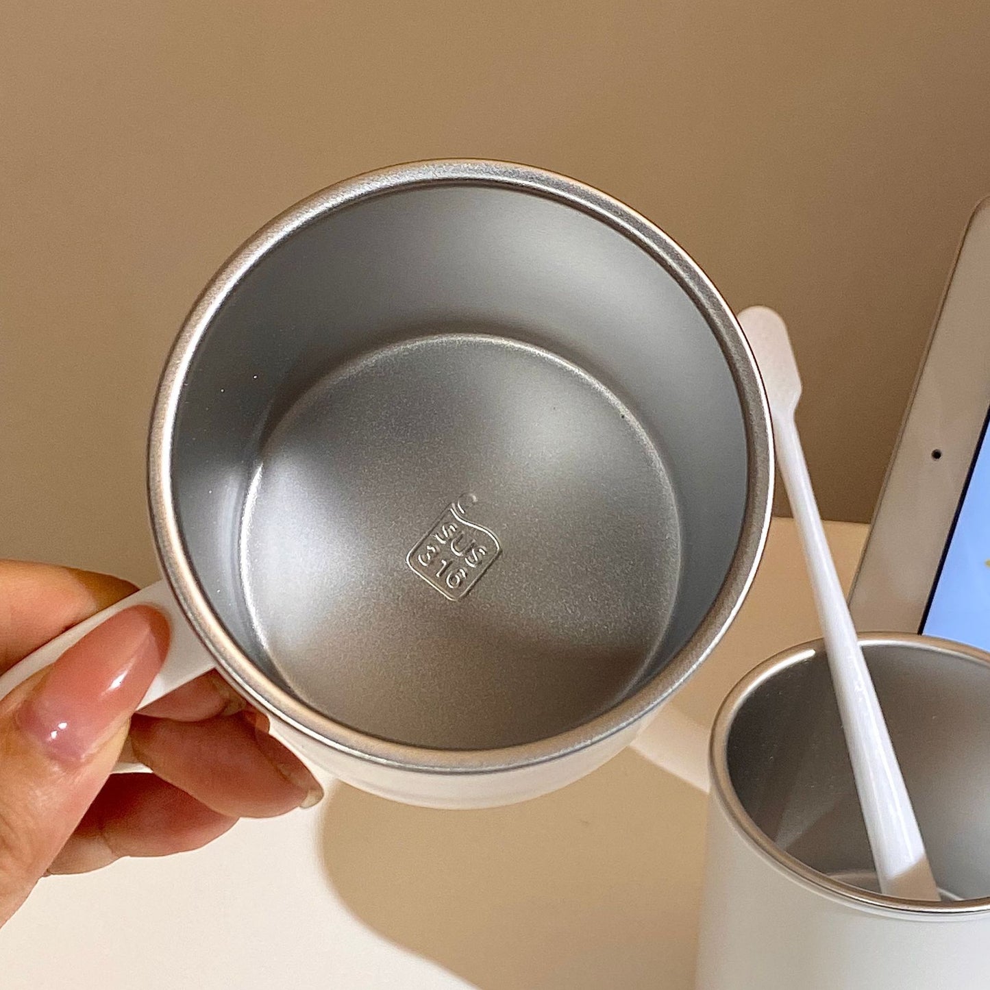 Isolierte Keramiktasse mit Doppeltem Wanddesign Brehn