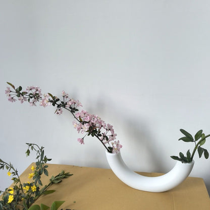 Zeitgenössische geschwungene Blumenvase Brehn