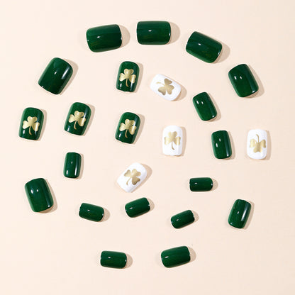 Dekoratives Shamrock Nagelkunstset Brehn