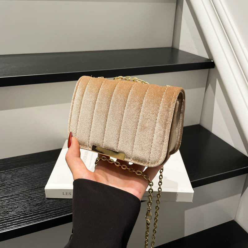Elegante gesteppte Samt Umhängetasche Brehn