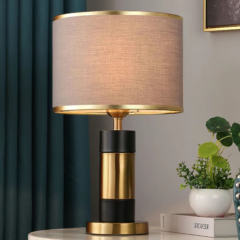 Moderne schicke Tischlampe