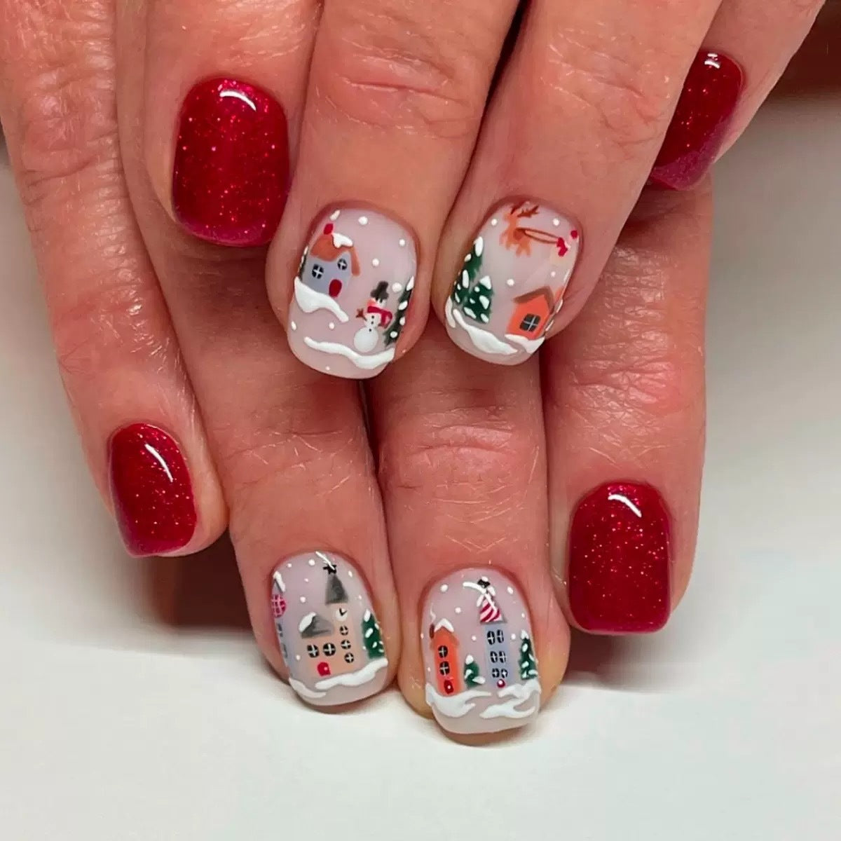 Kunstnagelset mit winterlichen Motivdesigns Brehn