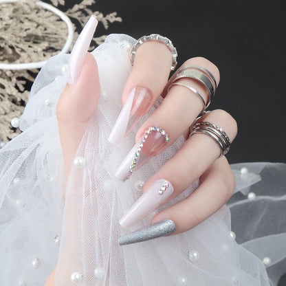 Elegante Stiletto-Acryl-Nagelerweiterungen Brehn