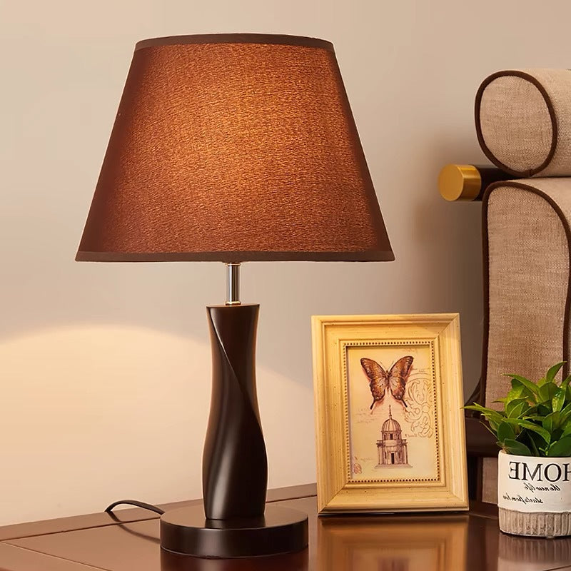 Moderne Wohnzimmertischlampe