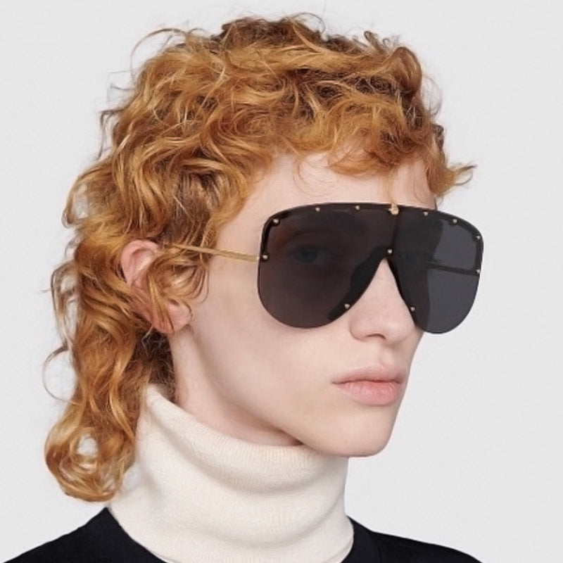 Damen Oversized Sonnenbrille mit modernem Rahmen Brehn