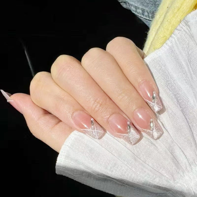 Kunstnagel Set mit Glitzerakzenten Brehn
