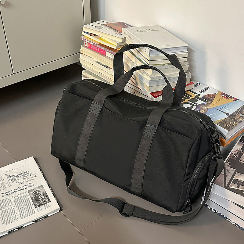 Sportliche Reisetasche mit Verstärktem Tragesystem und Sicherem Innenraum Brehn