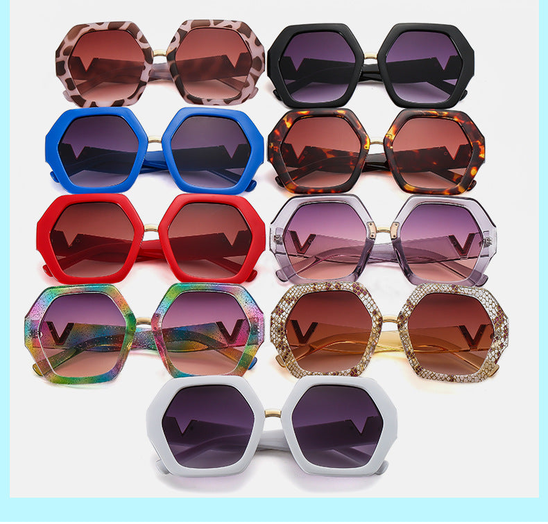 Damen elegante Sonnenbrille mit funkelndem Rahmen Brehn