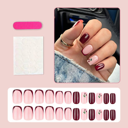 Kunstnagelset mit eleganten Blüten- und Farbverlauf-Designs Brehn