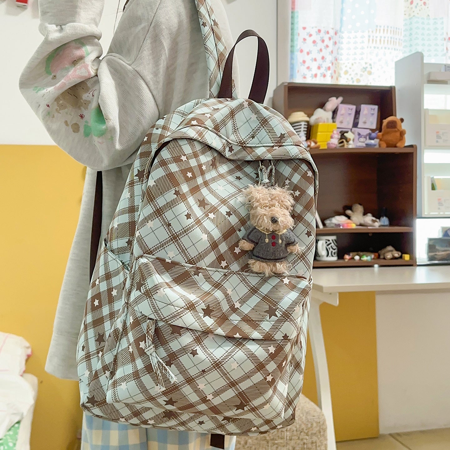 Rucksack mit Modischem Karomuster und Praktischen Fächern Brehn