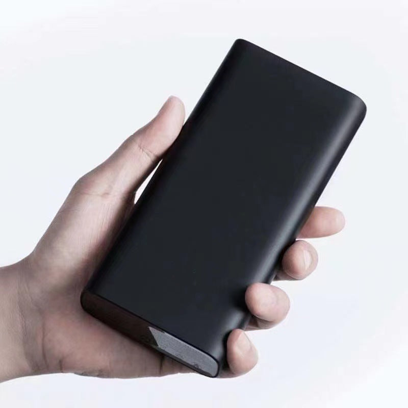 Hochleistungsfähige tragbare Powerbank mit dualer USB-A- und USB-C-Durchgangsschnellladung Brehn