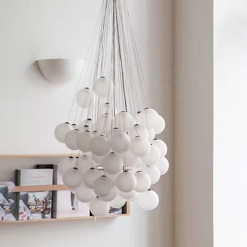Moderne Mehrlampen-Pendelleuchte