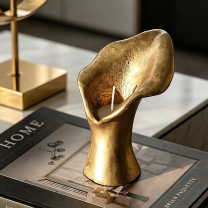 Elegante dekorative Blumenskulptur