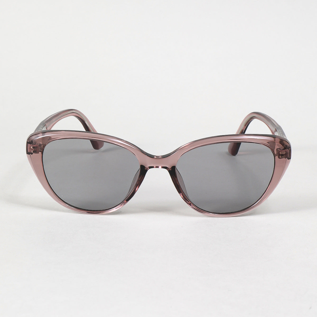 Damen moderne Sonnenbrille mit klassischem Schwung Brehn