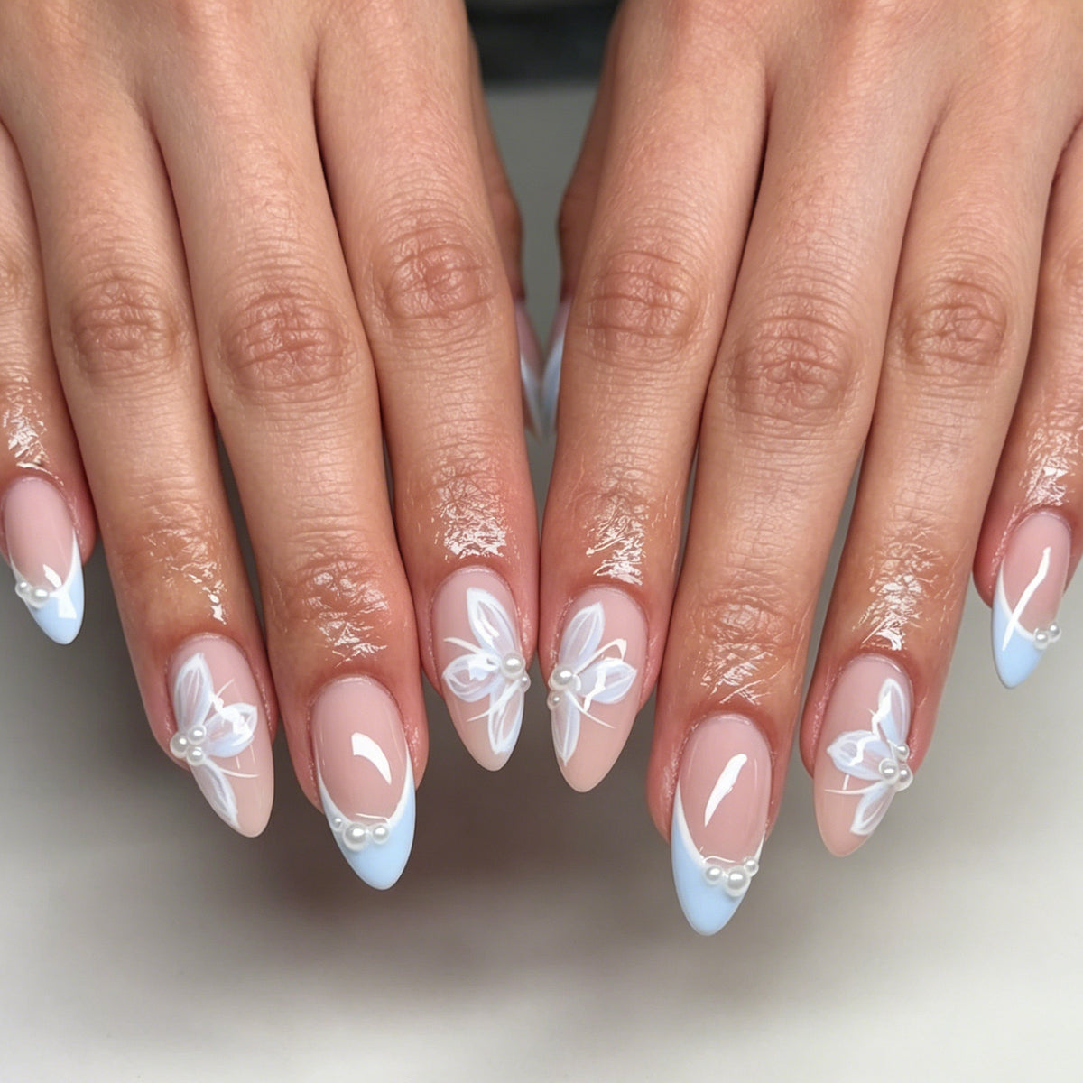 Elegantes florales Design Nagelkunst Brehn
