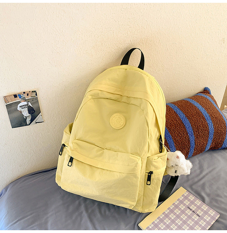 Leichter lässiger Schulrucksack