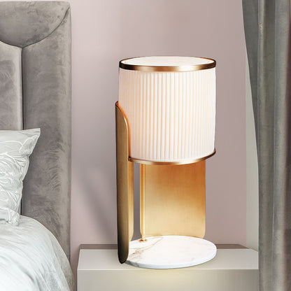 Elegante Marmorbasis Tischlampe mit gefüttertem Schirm