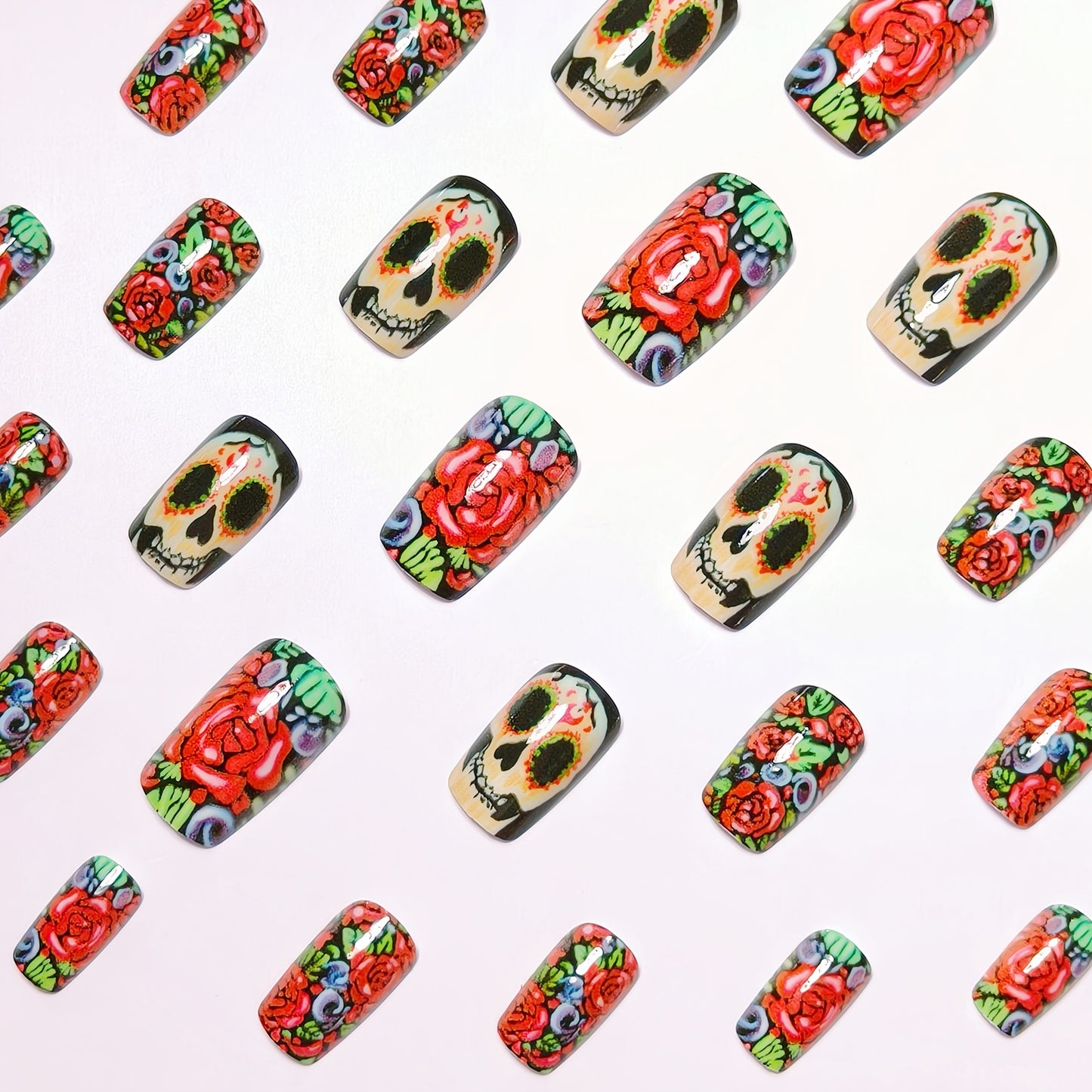 Kunstnagelset mit Lebhaftem Totenschädelmotiv Brehn