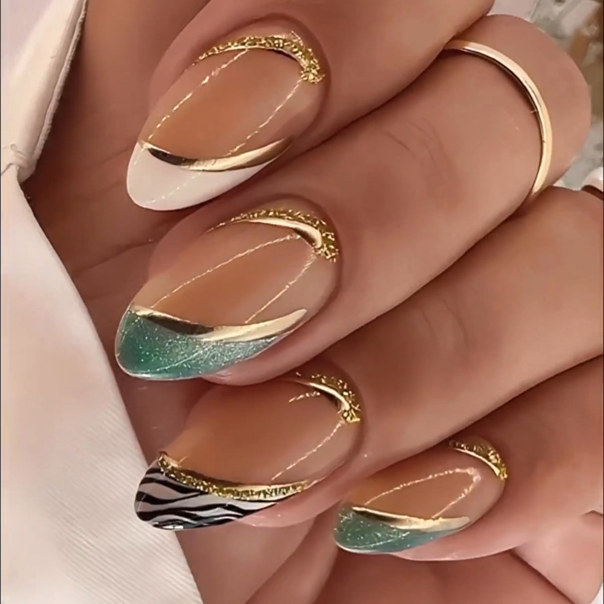 Elegante Stiletto-Nagelverlängerungen Brehn 1789915940