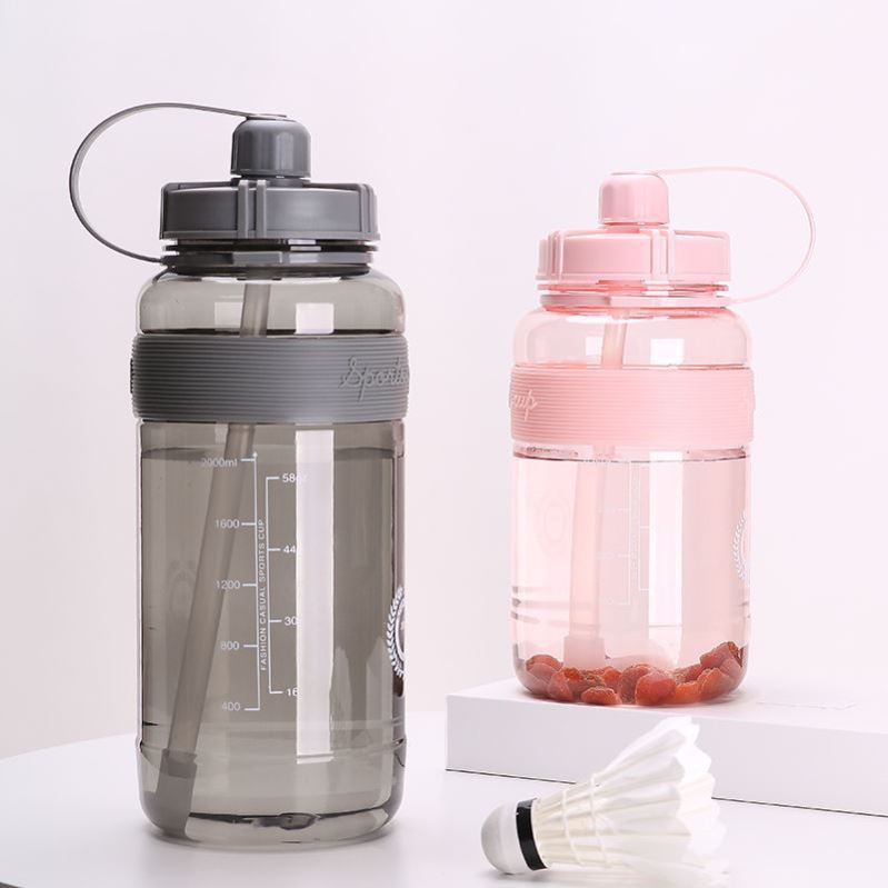 Unisex Hochvolumige Sport-Trinkflasche mit praktischer Deckelöffnung Brehn
