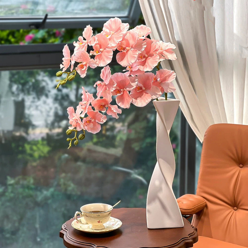 Elegante Orchideenblumenarrangement