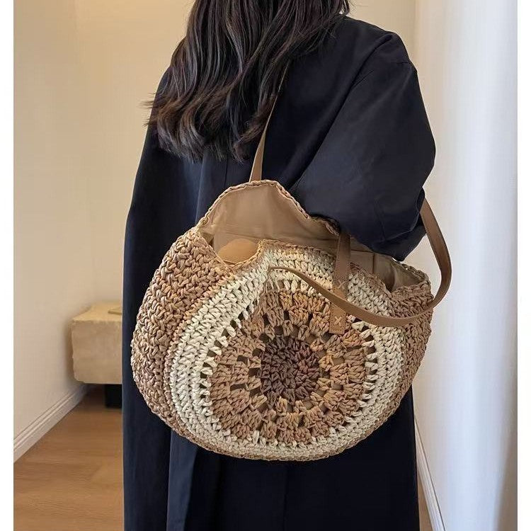Makramee Strandtasche mit Braunen Ledergriffen Brehn
