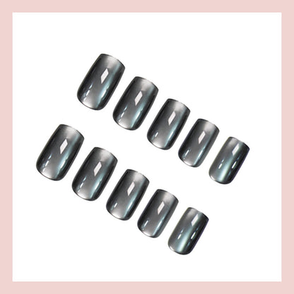 Kunstnagelset mit elegantem Ombre-Effekt Brehn