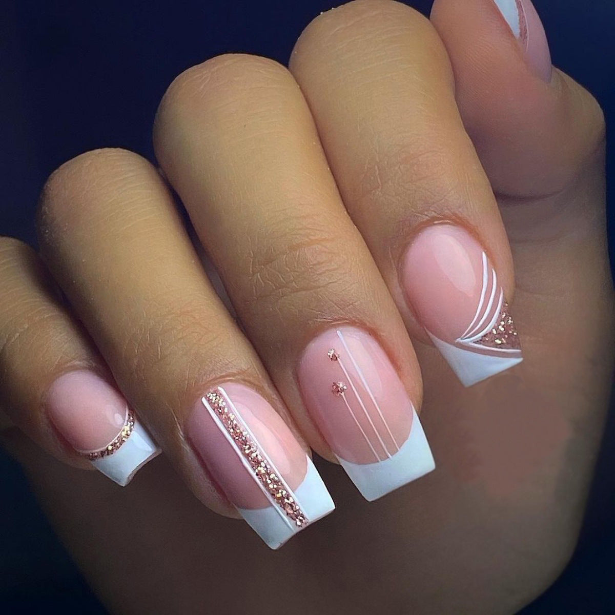 Elegantes French Tip Press-On Nail Art Set Brehn
