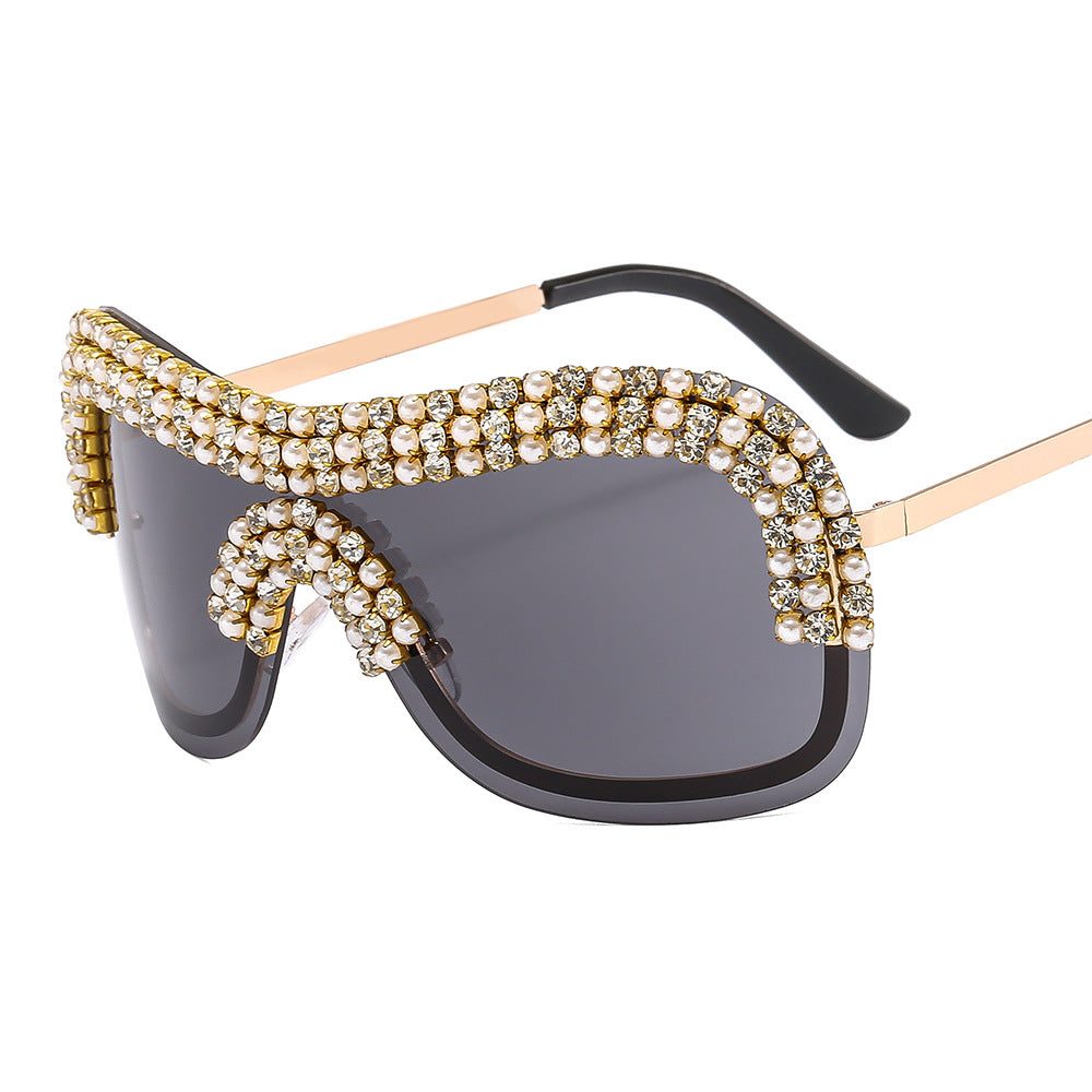 Damen Glamouröse Sonnenbrille mit funkelndem Strassrahmen Brehn