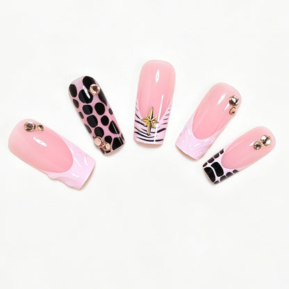 Stylische Dekorative Press-On Nagelkunst Tipps Brehn
